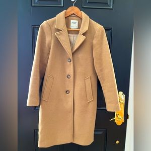 Abercrombie & Fitch Dad Coat size Small Petite Camel Color
